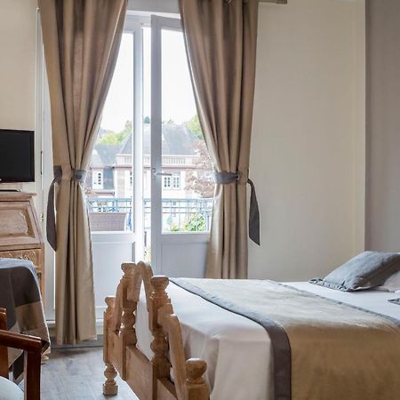 Hotel Restaurant Le Bristol Нідербронн-ле-Бен Екстер'єр фото
